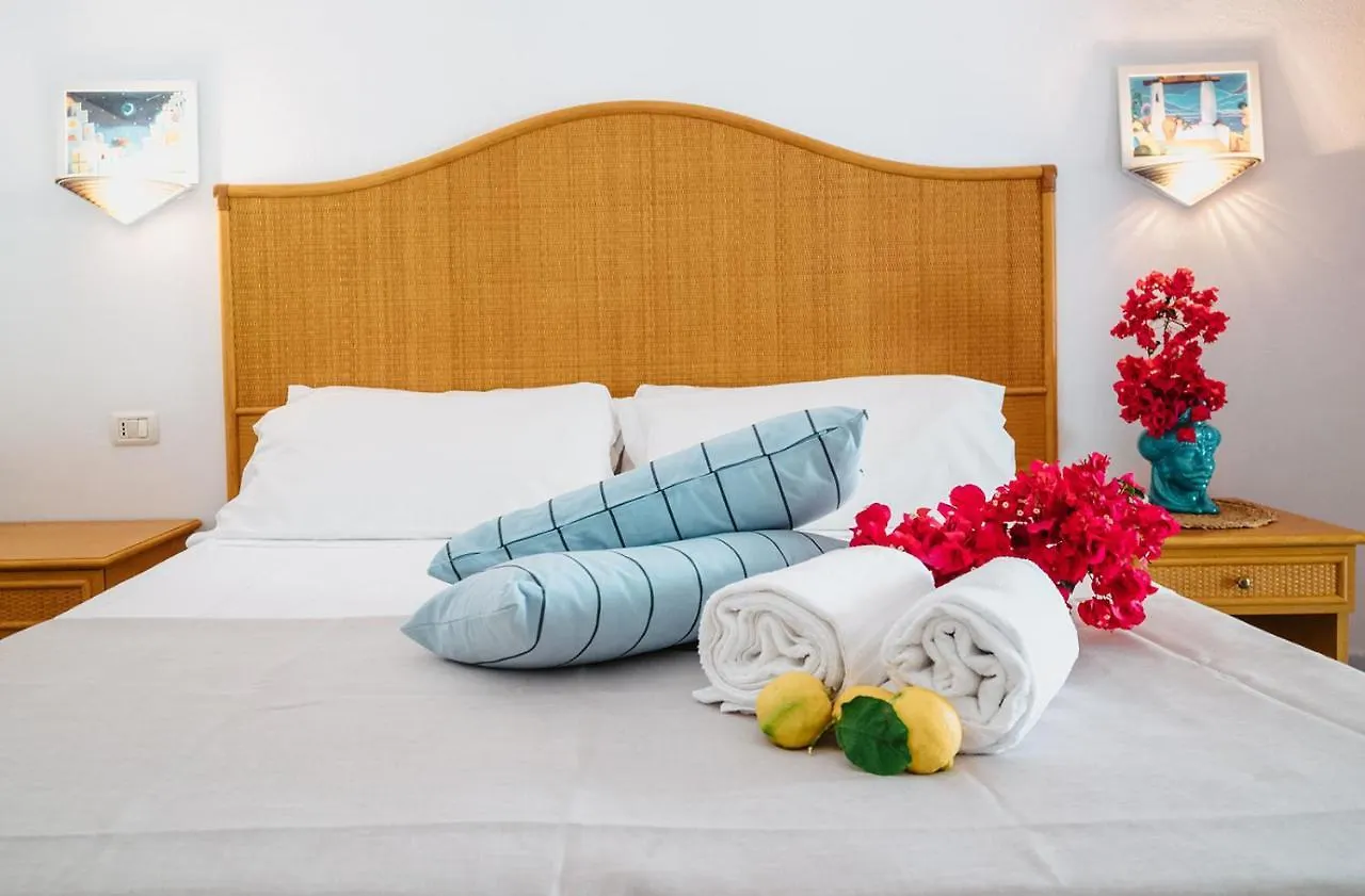 Hotel Rojas Vulcano