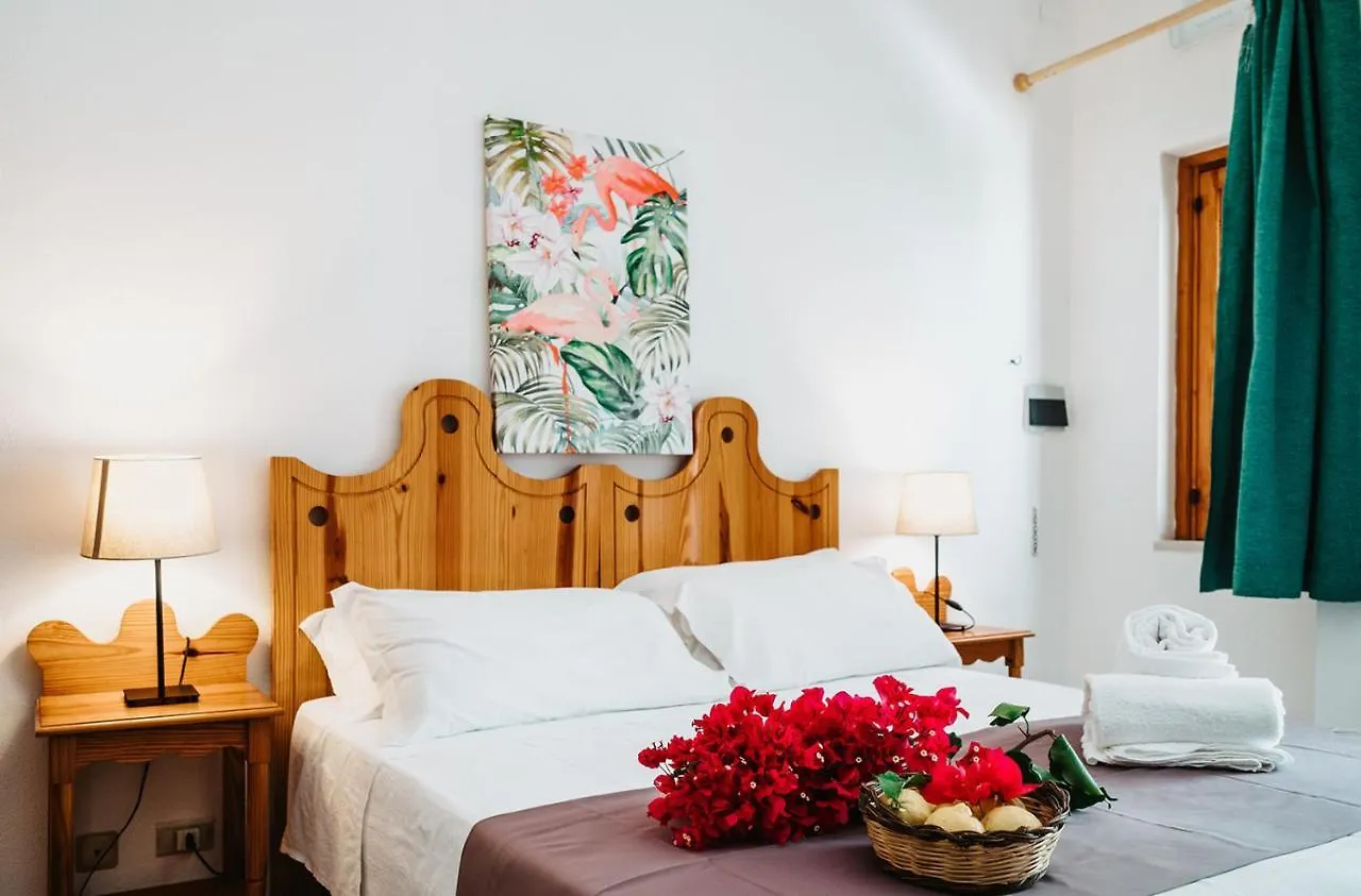 Hotel Rojas Vulcano